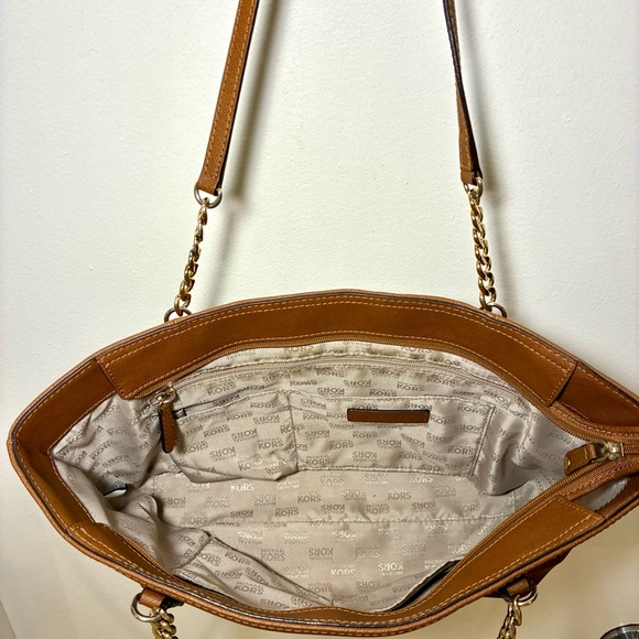 Michael Kors Jet Set Saffiano Leather Chain Tote in Acorn - Picture 12 of 14
